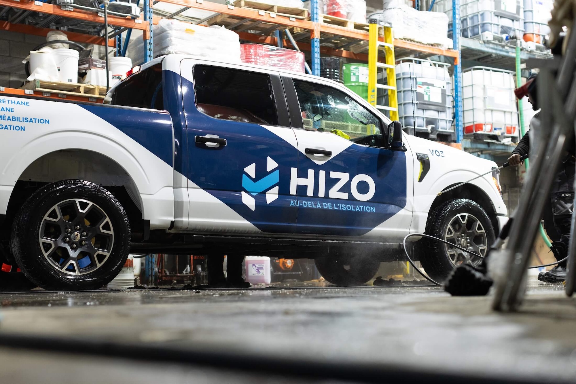 Flotte de véhicules HIZO avec lettrage professionnel