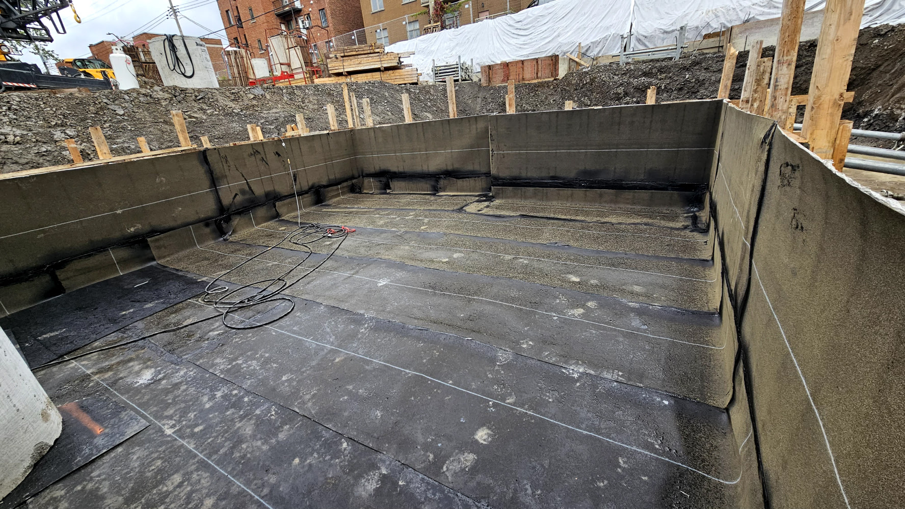 Membrane blindside murs berlinois Québec HIZO