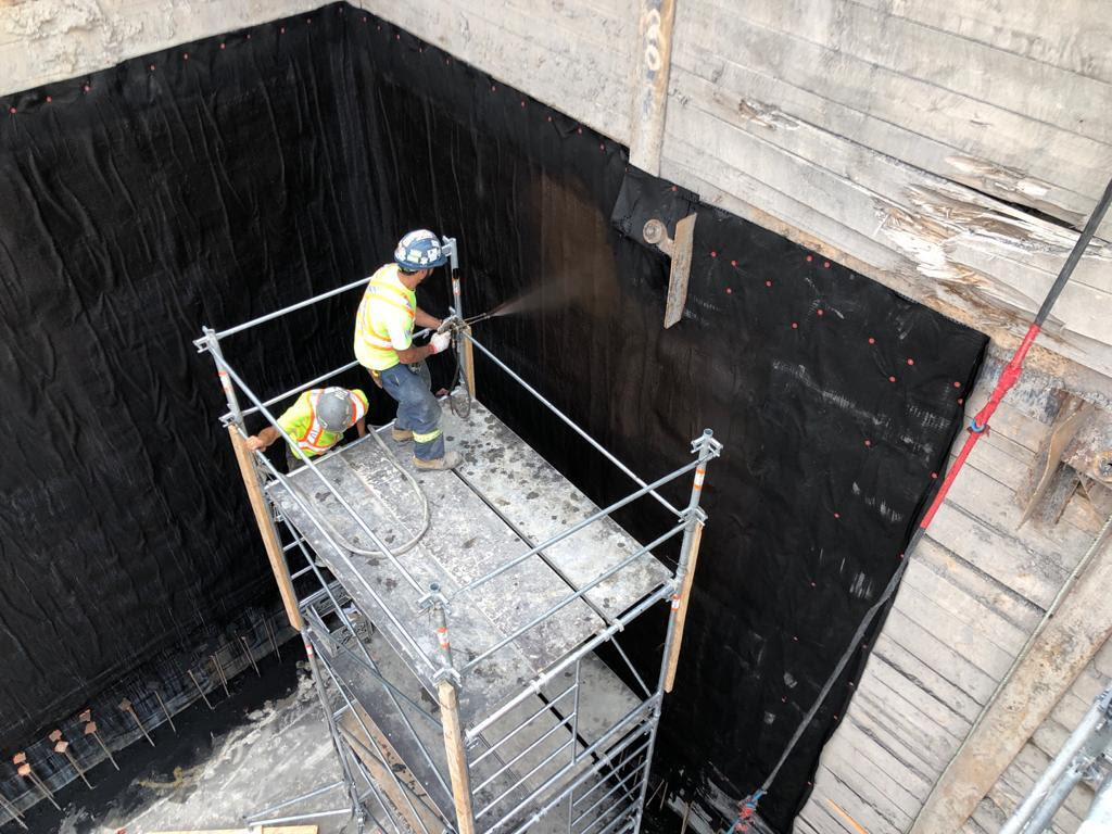 Membrane liquide application Québec HIZO