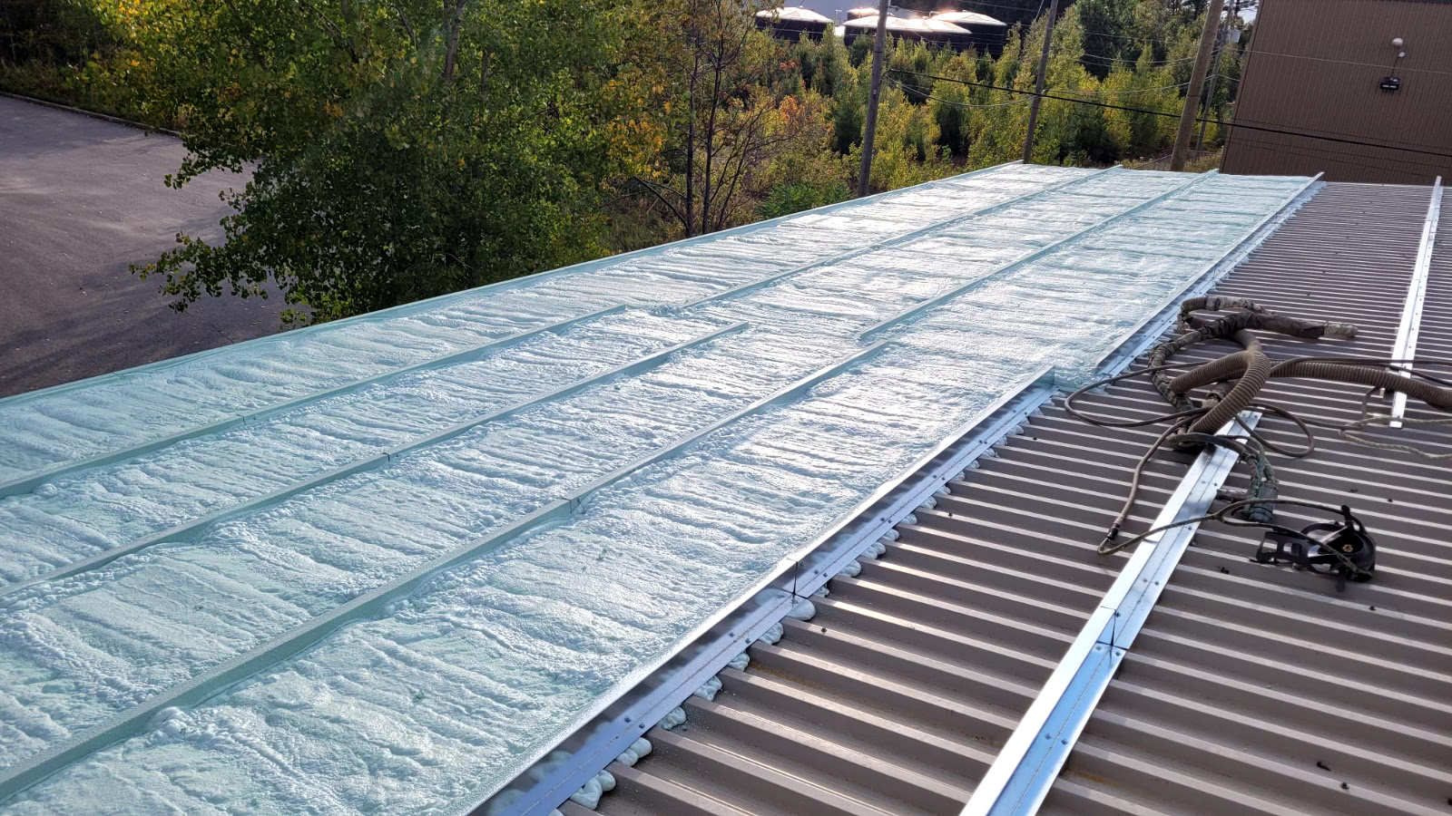 Basement spray foam insulation by HIZO