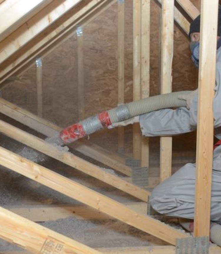 Attic insulation services in Terrebonne